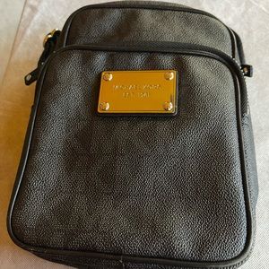 NBW Michael Kors Crossbody PVC Black MK Logo
